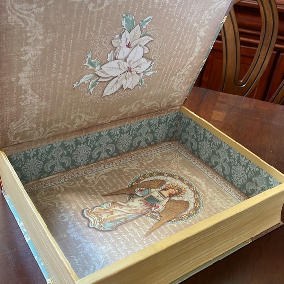 Punch Studio Celestial Angels Decorative Book Box Large - Picture 7 of 12